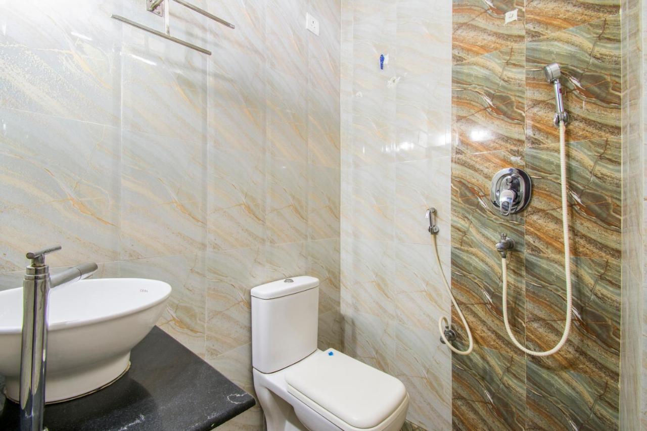 Hotel Executive Inn วิเจยาวารา ภายนอก รูปภาพ